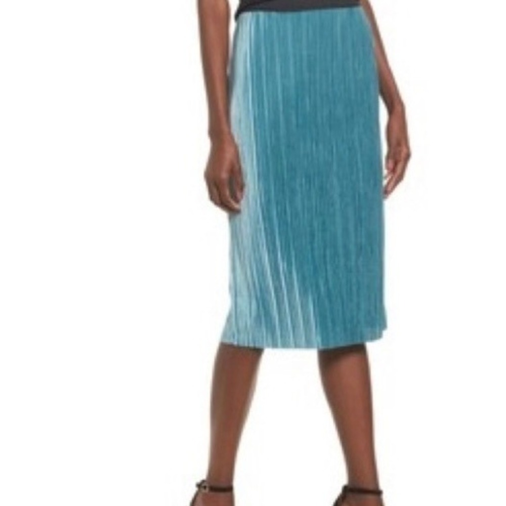 Leith Women's‎ Pleated Velour Midi Skirt Teal Medium